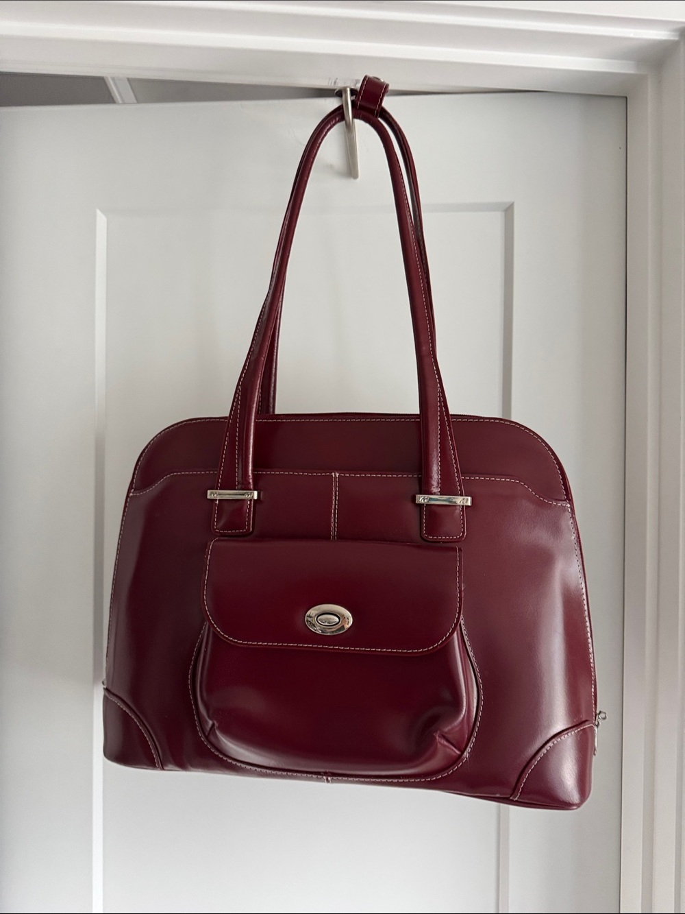 Women's Burgundy vinyl Tote Handbag